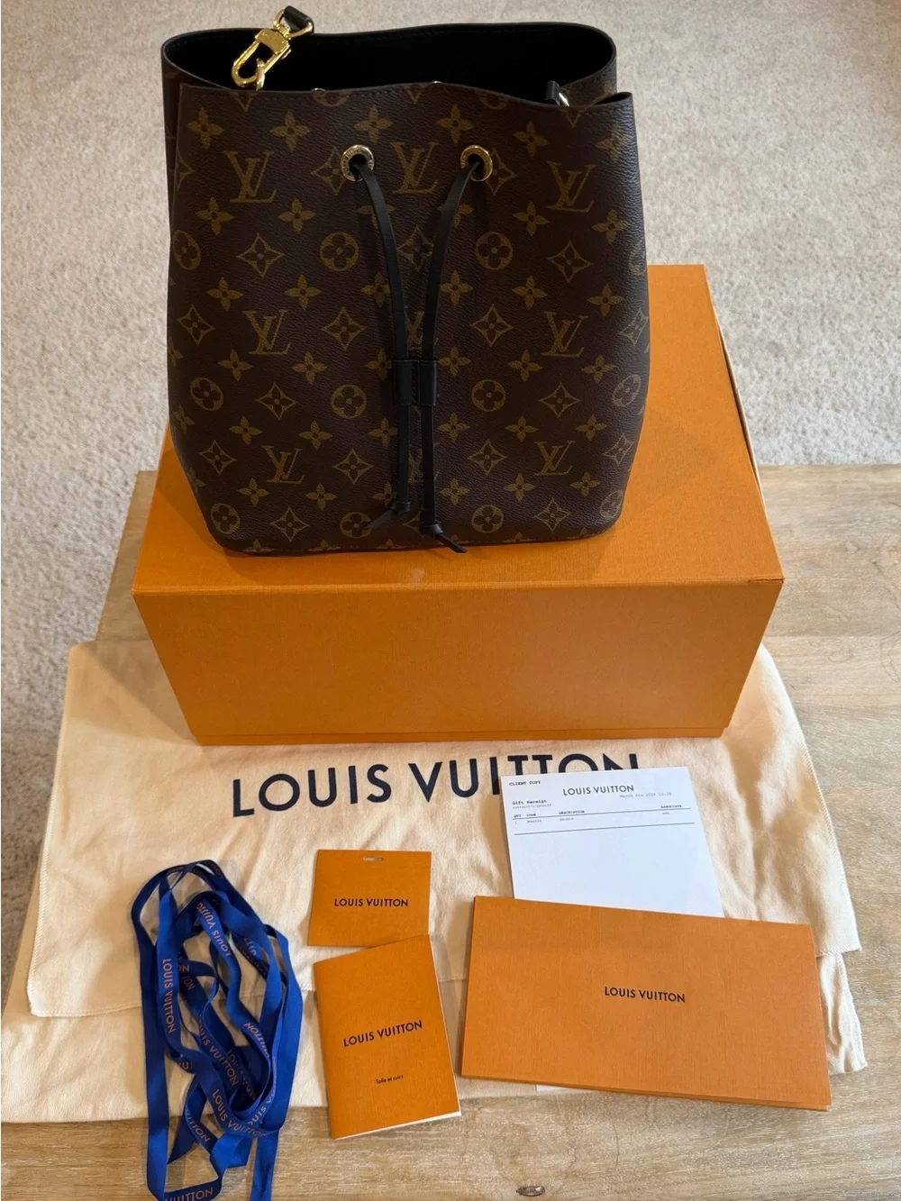 Louis Vuitton Monogram Neo Noe MM Handbag
